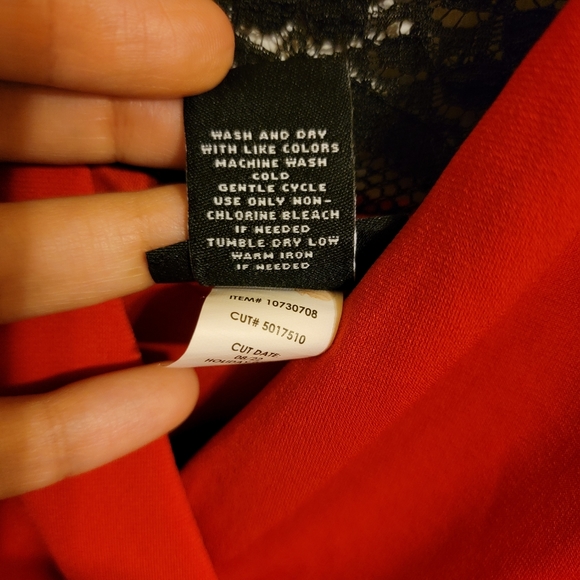 Torrid Red Lace Inset Top size 2 - Picture 5 of 5